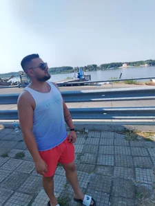 Alex-AXE21 Public Pic 2