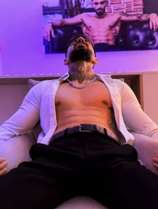 TristanGrey Aura Grey “Grey Aura isn’t just a name ..it’s my style:elegant, sophisticated, and irresistibly pro" Fotka 2