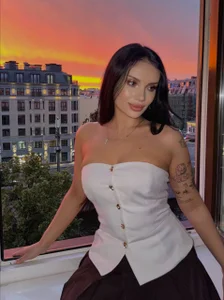 Emmanuelleee Summertime 사진 2