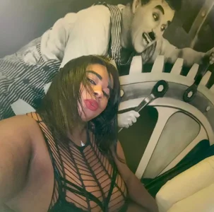 anai_valentinex Bite me Pic 2