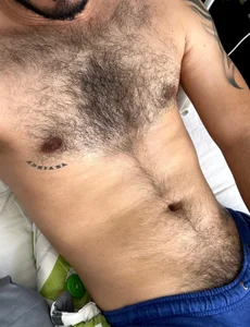Tom_Bailey hairy body 圖片 8