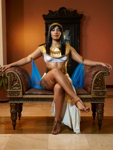 RubyRossel Bow before your Cleopatra—ready to unleash my wildest desires Pic 5