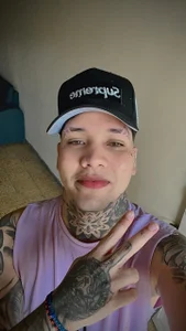 Guys_to_fuck_hotHello, I'm Santiago. Bild 3