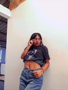 luna_velveth yommmy Pic 2