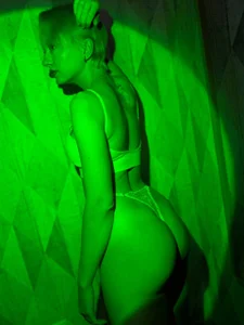 Michelle_Blond A little temptation for you… 💋 Kuva 3