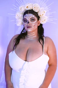 Kismett_aziz White skull Gambar 5