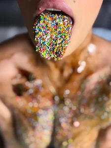 Zdjęcia susan_zc Melt on my skin, just like chocolate 🍫😈:  2