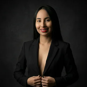 Akira-BlarePublic Bild 3