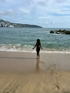 SARA_COLLIINS_ Love to know the beach ♥ Immagine 