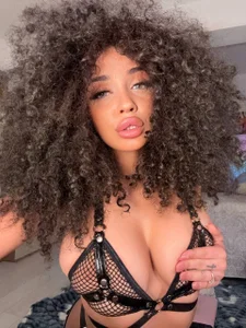 ChloeJoyce Every day pics Pic 6