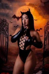 mia_scot Naughty kitten Pic 9