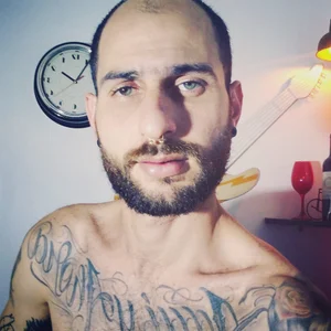 Tatted21xxx Public  6. fénykép