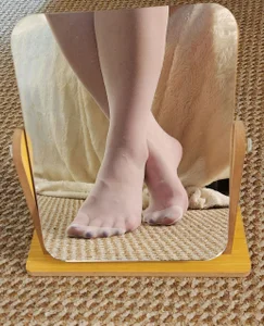 footfetish_baby Public Pic 4