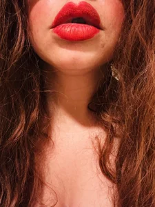madamelacomtesse Public - {count, plural, one {תמונה אחת} two {שתי תמונות} many {# תמונות} other {# תמונות}}