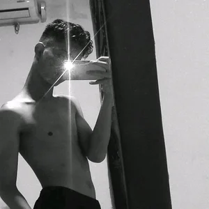 valentin_knox Public Pic 3
