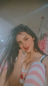 Sexy and lustful for your cock 😈🔥 de RileyThompson1 Foto 2