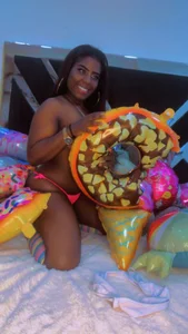 BellaEbony21 Public Pic 4