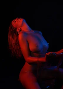 SophiaPotts New Era صورة واحدة|SophiaPotts New Era صورتان|SophiaPotts New Era  4 صور|SophiaPotts New Era  4 صورة