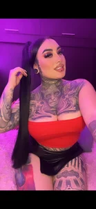 CloeeBeckam Red 🫣🔥 Foto 8