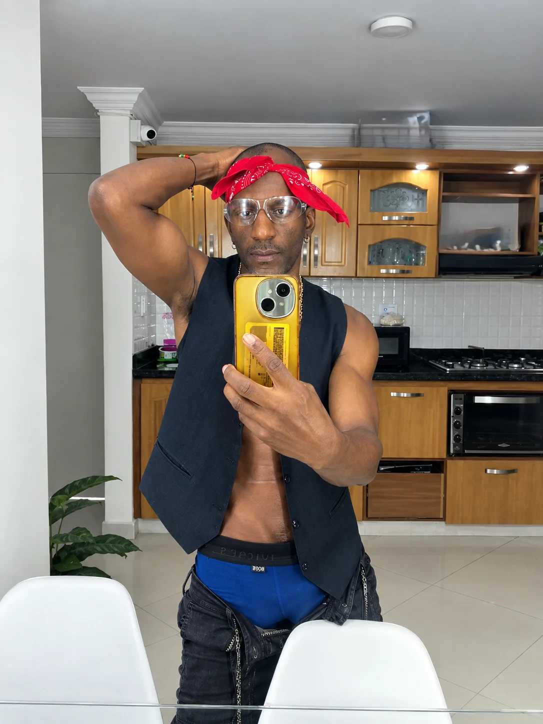 Titan_Moreno_ Hii Foto