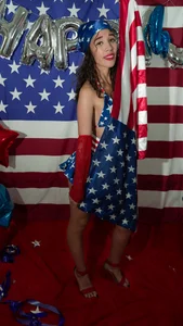 cristinapuerta_ Happy independence❤️🤍💙 Immagine 