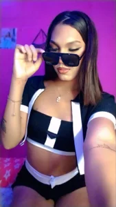 Sara-Smith- Fun night 🔥 사진 3