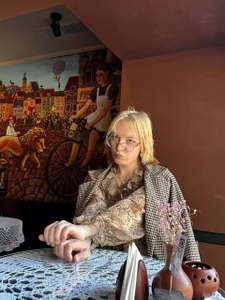 Pixie_Peachh: Public ( 4 фото)