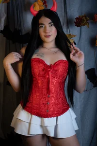 NahomiOrtiz Halloween 😈🔥 Pic 4