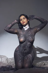 valen_rose0 paint body Pic 6