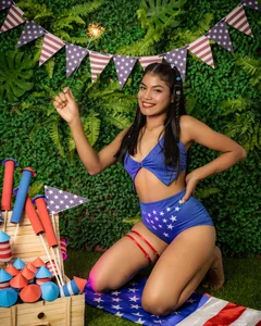 MILEY_JOAS2 4th July! Pic 7