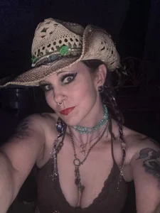 Link_and_Saria: Saria ( 4 фото)