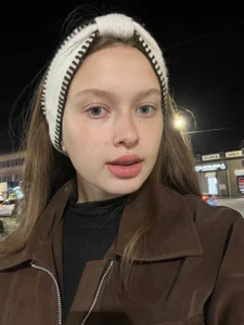 CharlynDini: A little me at walk ( 4 фото)