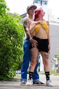 Ithan_sammy Sexy in the street! Pic 2