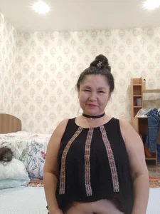 Zulfiya_Bruce Public Pic 6