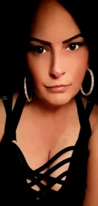 badazztribitch's XXX Nude Photo 1