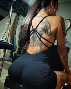 Betty_moon2 Public Billede 2