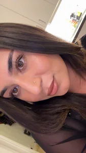 Lebanese-teen's photo