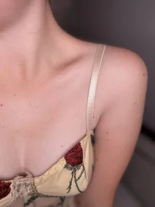 Rose_Wellsss mew 2 Foto 4