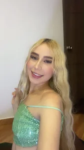 Amelia_time Juicy dress 😻 Pic