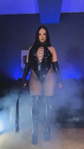 Amberstones Come closer and get to know me  9টি ছবি