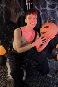 MaxiWildd HAPPY HALLOWEEN  4টি ছবি