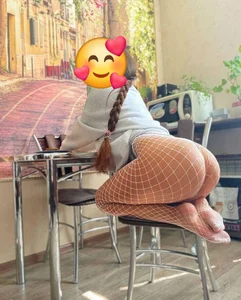 Hot-Noura-'s photo