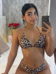 MeganCruzGB 😺 slika 3