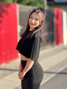 AvaDesire_ Public slika 2