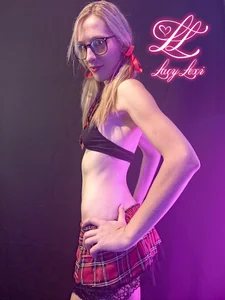 Zdjęcia LacyLexi This School outfit was so popular: 