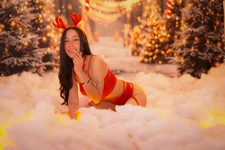 Laskhmi_ Christmas 2025 🎀 Foto 5