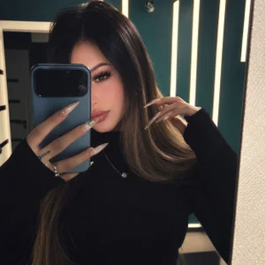Viktoria_Sam Public Hình 5