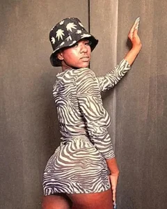 darkbombolete Pra você me conhecer um pouco  4টি ছবি