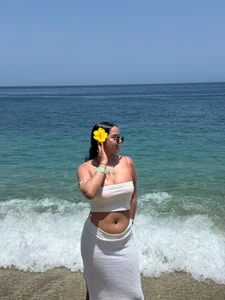 Renaxi_Smith my Vacation⛱️☀️🥰 Pic 4