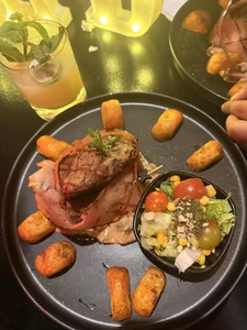 bella__honey In a nice restaurant🩷🥩 Pic 5